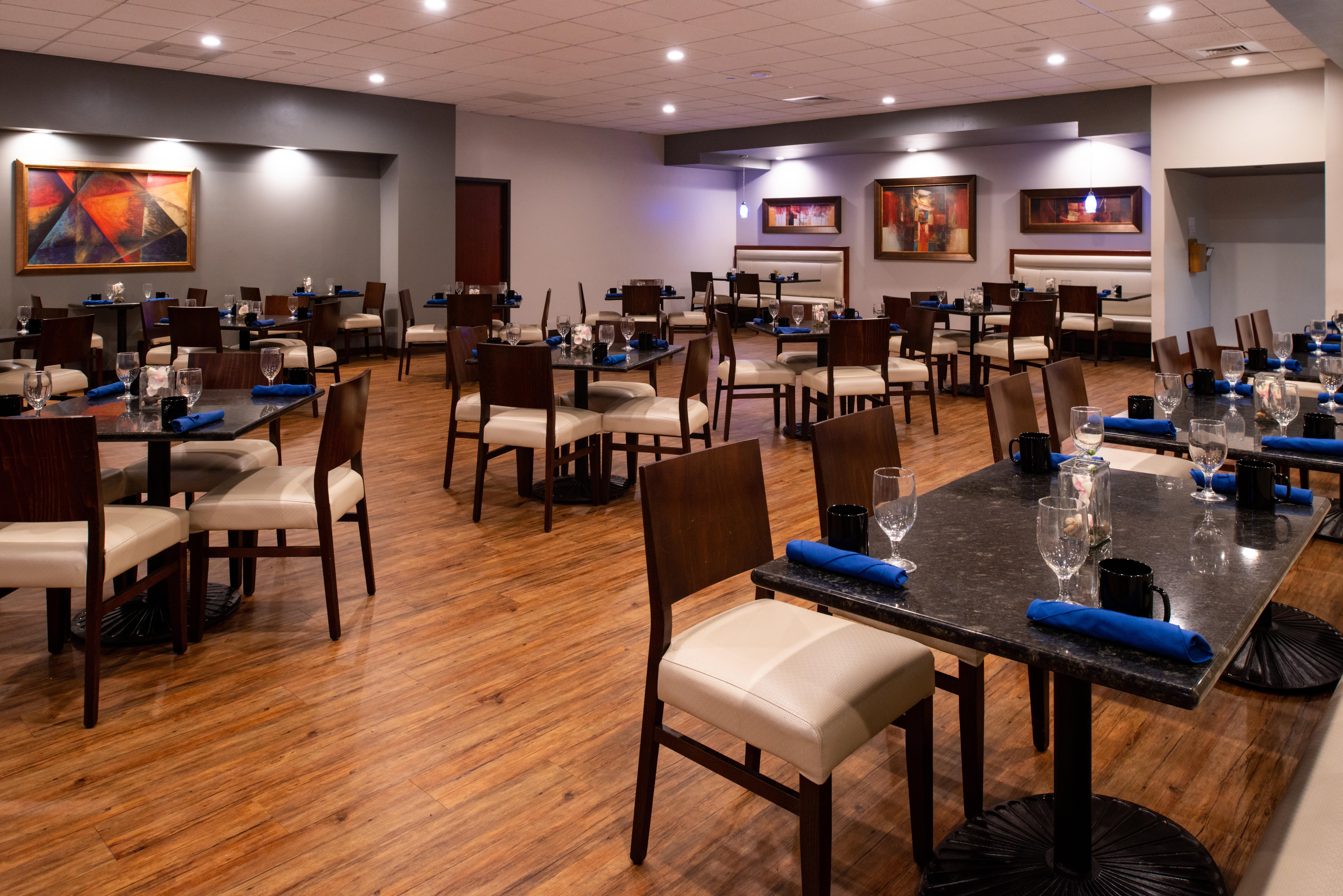 Holiday Inn Hotel And Suites Beaumont-Plaza I-10 & Walden By Ihg Exterior foto
