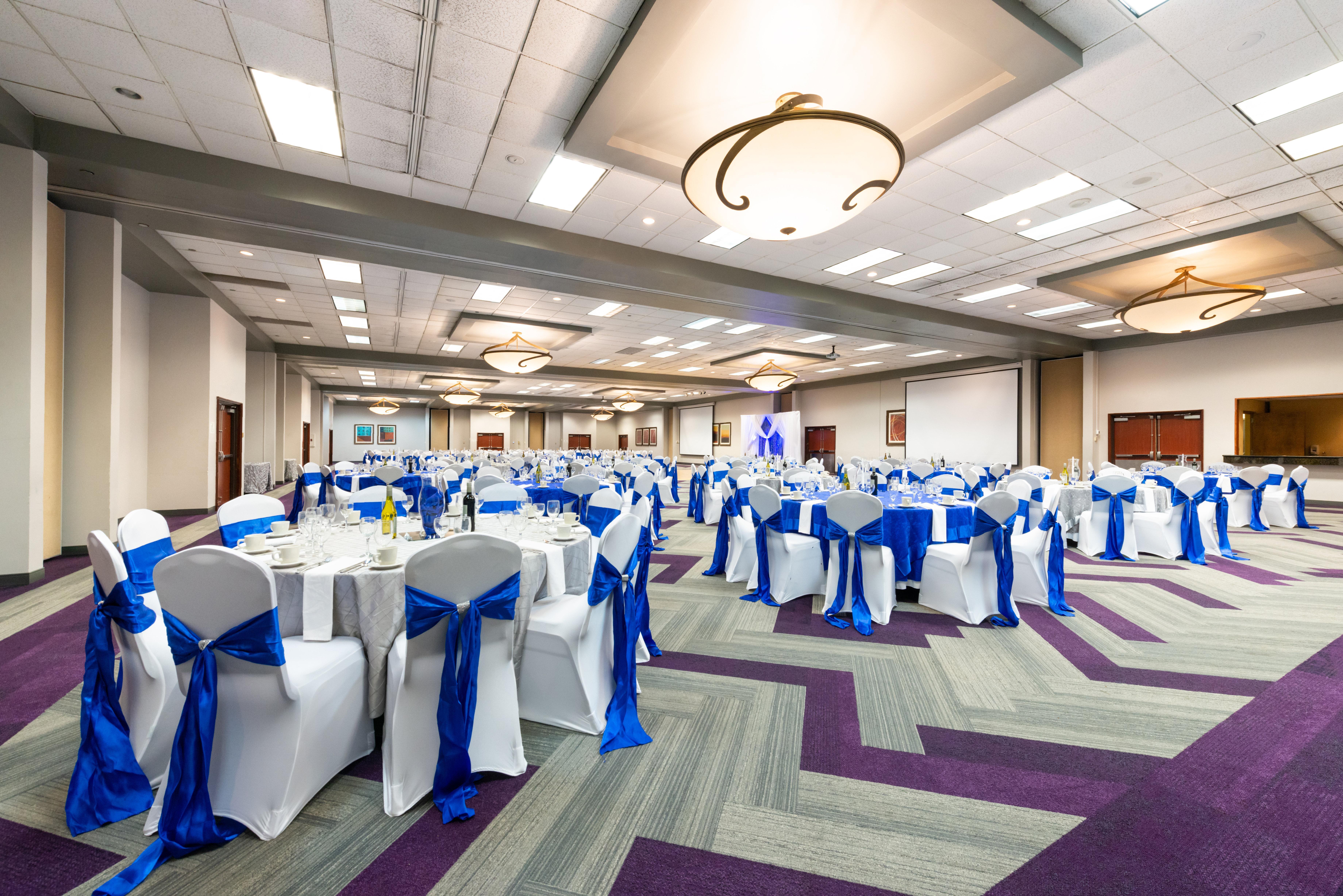 Holiday Inn Hotel And Suites Beaumont-Plaza I-10 & Walden By Ihg Exterior foto