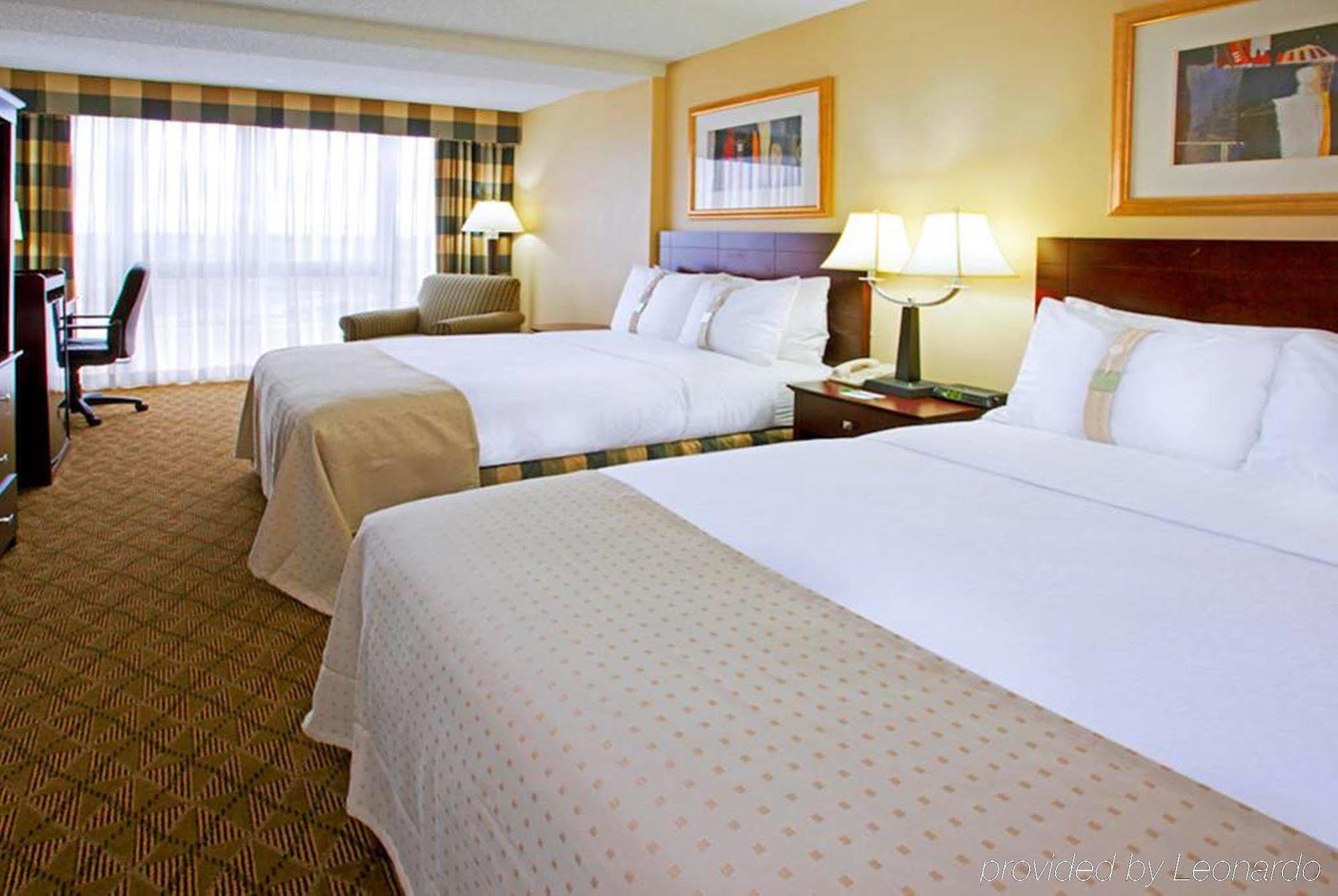 Holiday Inn Hotel And Suites Beaumont-Plaza I-10 & Walden By Ihg Quarto foto