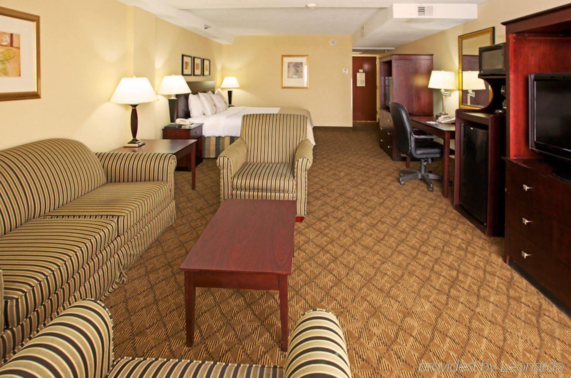 Holiday Inn Hotel And Suites Beaumont-Plaza I-10 & Walden By Ihg Quarto foto